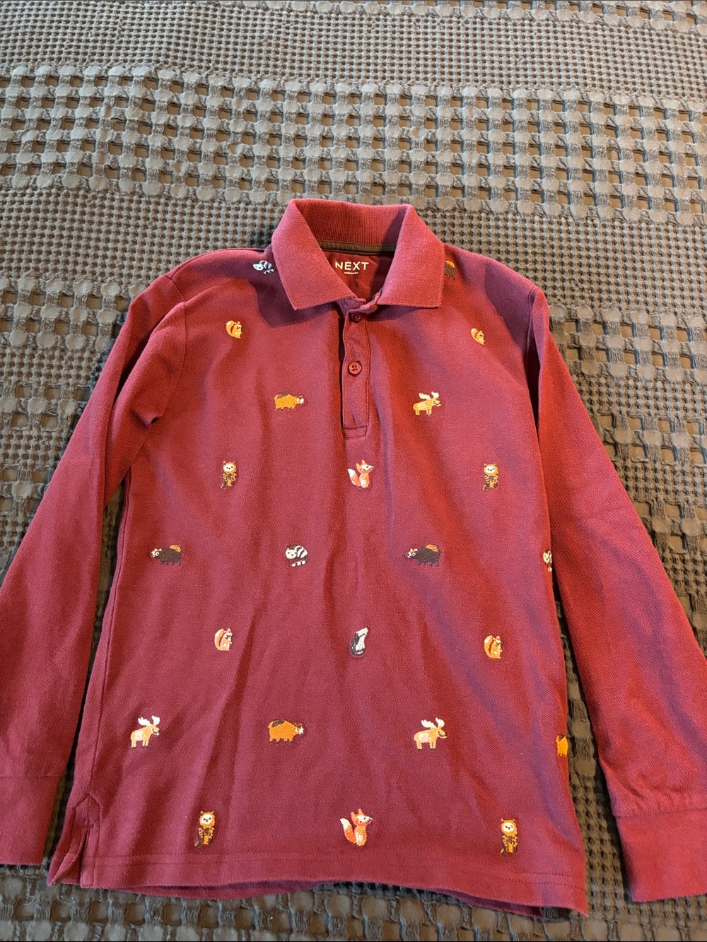 (NEXT) Maroon Long-Sleeve Polo with Embroidered Animals